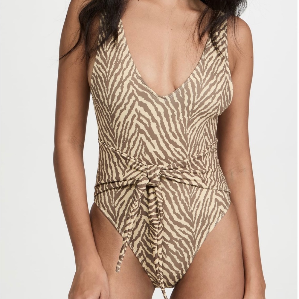 NWT charlie holiday Effie print one piece swimsuit